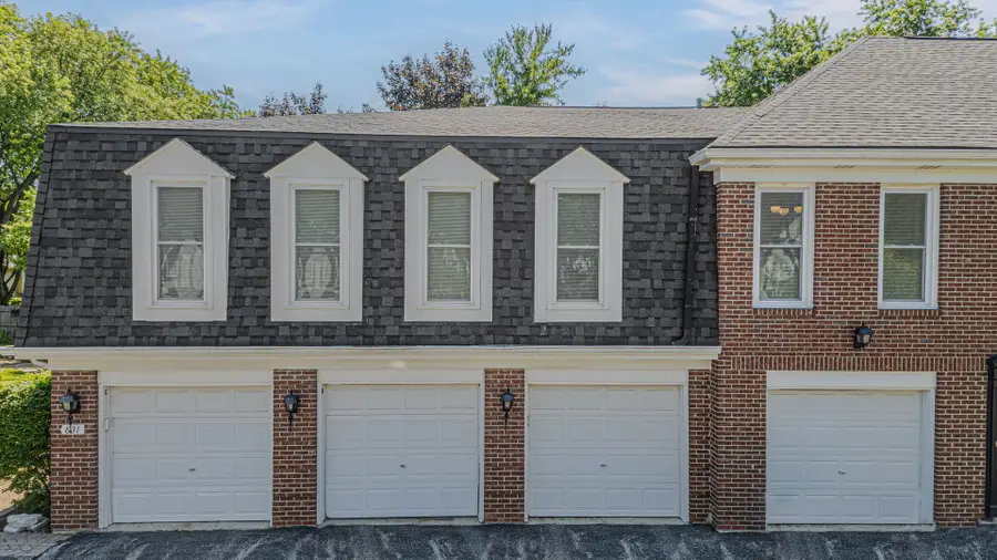 831 Garfield Avenue #C, Libertyville, IL 60048 - #2