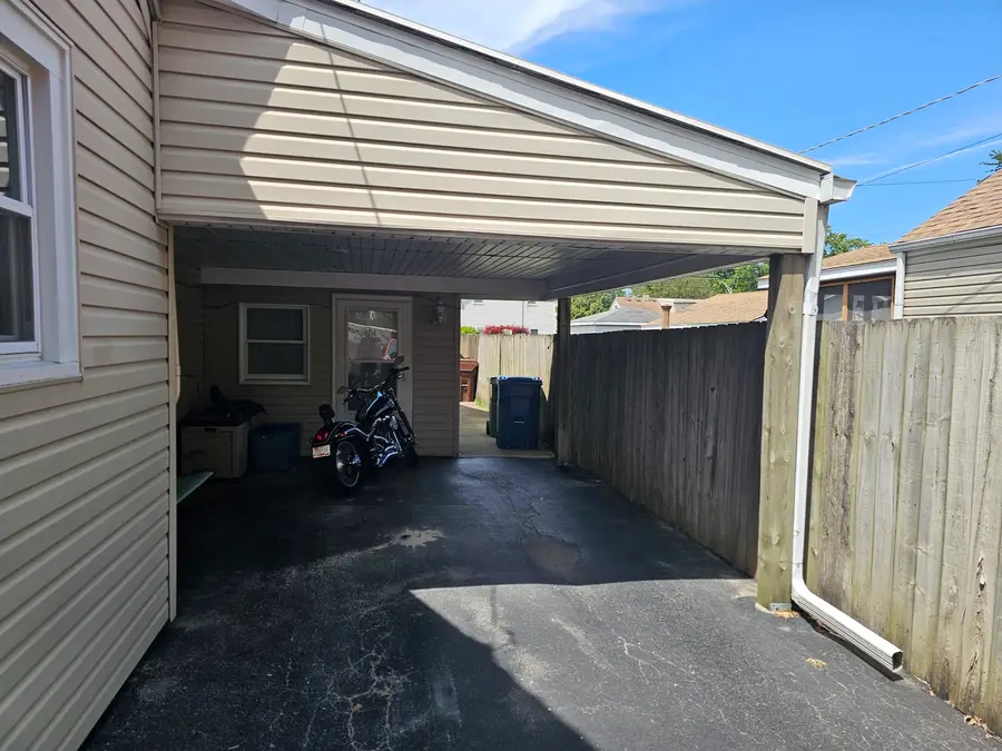 9642 Normandy Avenue, Oak Lawn, IL 60453 - #3