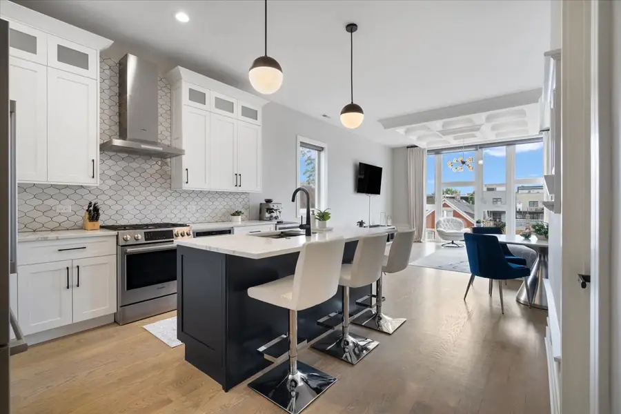 2446 W Augusta Boulevard #PH, Chicago, IL 60622 - #2