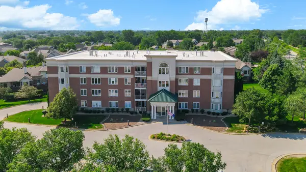 16001 S 88th Avenue #403, Orland Park, IL 60462