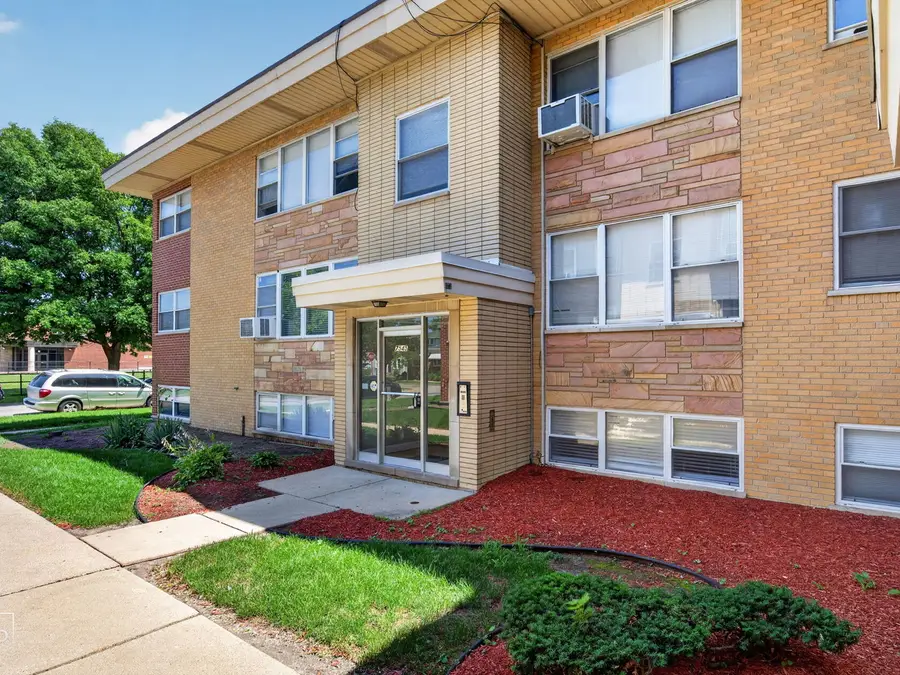 7545 W Belden Avenue #3, Elmwood Park, IL 60707 - #3