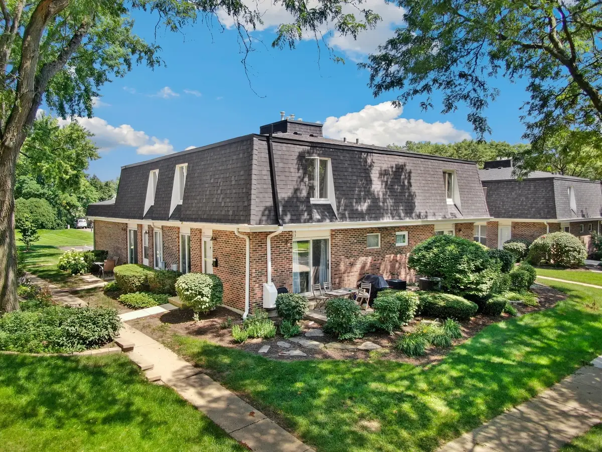 415 Sunnybrook Lane, Wheaton, IL 60187 - #1