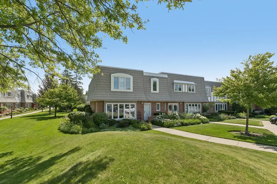 739 Concorde Drive, Highland Park, IL 60035 - #2