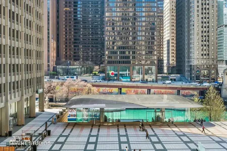 435 N Michigan Avenue #401, Chicago, IL 60611 - #3