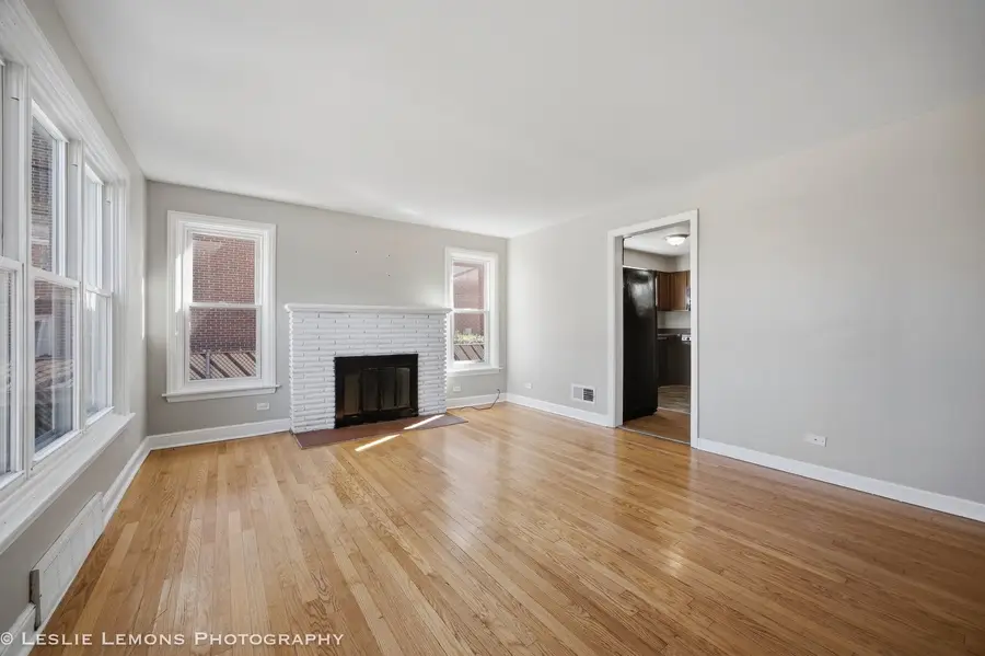 4015 W 105th Street, Oak Lawn, IL 60453 - #3