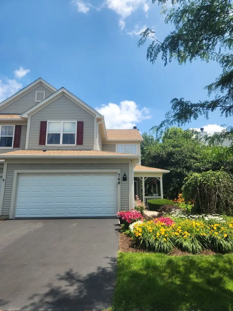 240 Grand Ridge Road, Saint Charles, IL 60175 - #1
