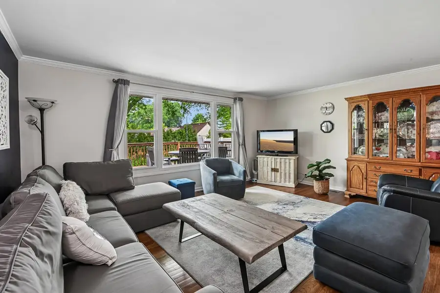 1810 N Ridge Avenue, Arlington Heights, IL 60004 - #3