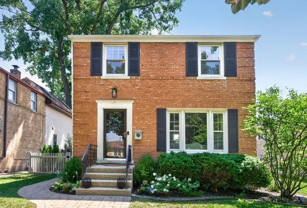 221 N Chester Avenue, Park Ridge, IL 60068