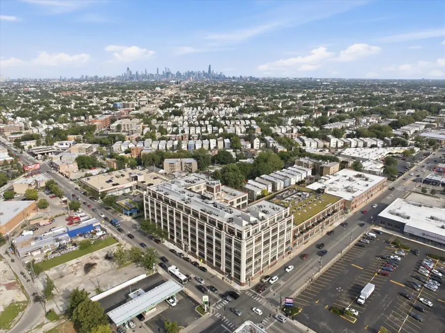 3963 W Belmont Avenue #211, Chicago, IL 60618 - #2