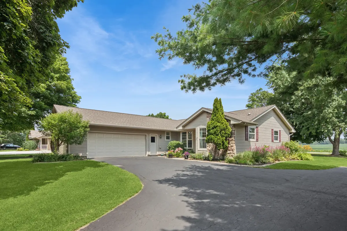 9761 Squire Lane, Belvidere, IL 61008 - #1