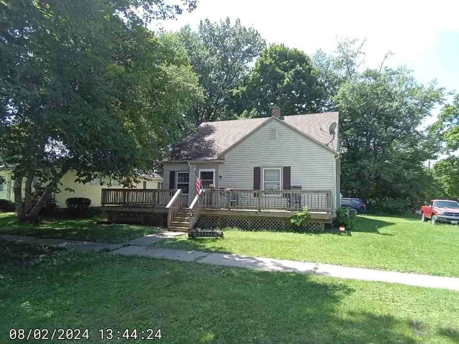 411 NW 4 Avenue, Aledo, IL 61231 - #3