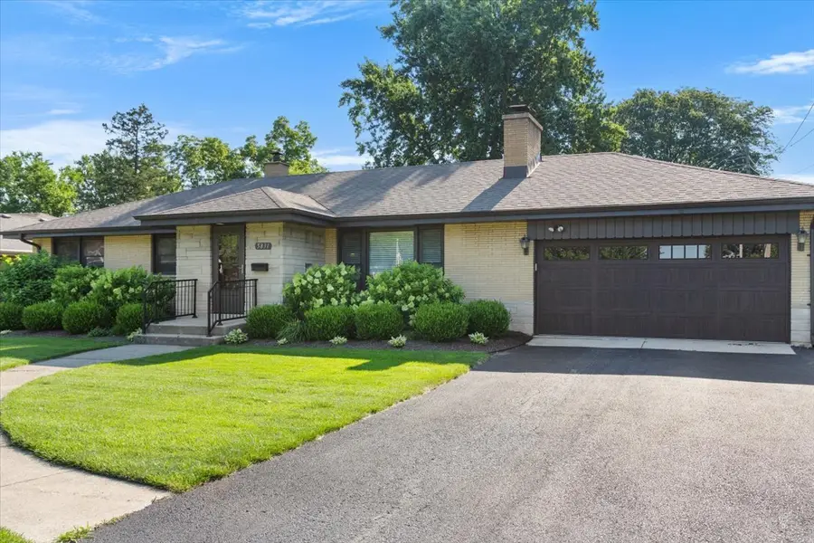 5831 Washington Street, Downers Grove, IL 60516 - #3