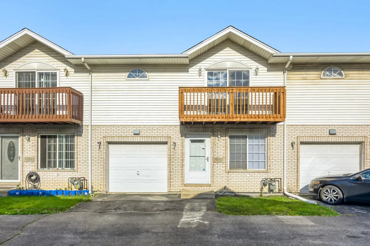 5010 W 79th Street #5010, Burbank, IL 60459 - #1