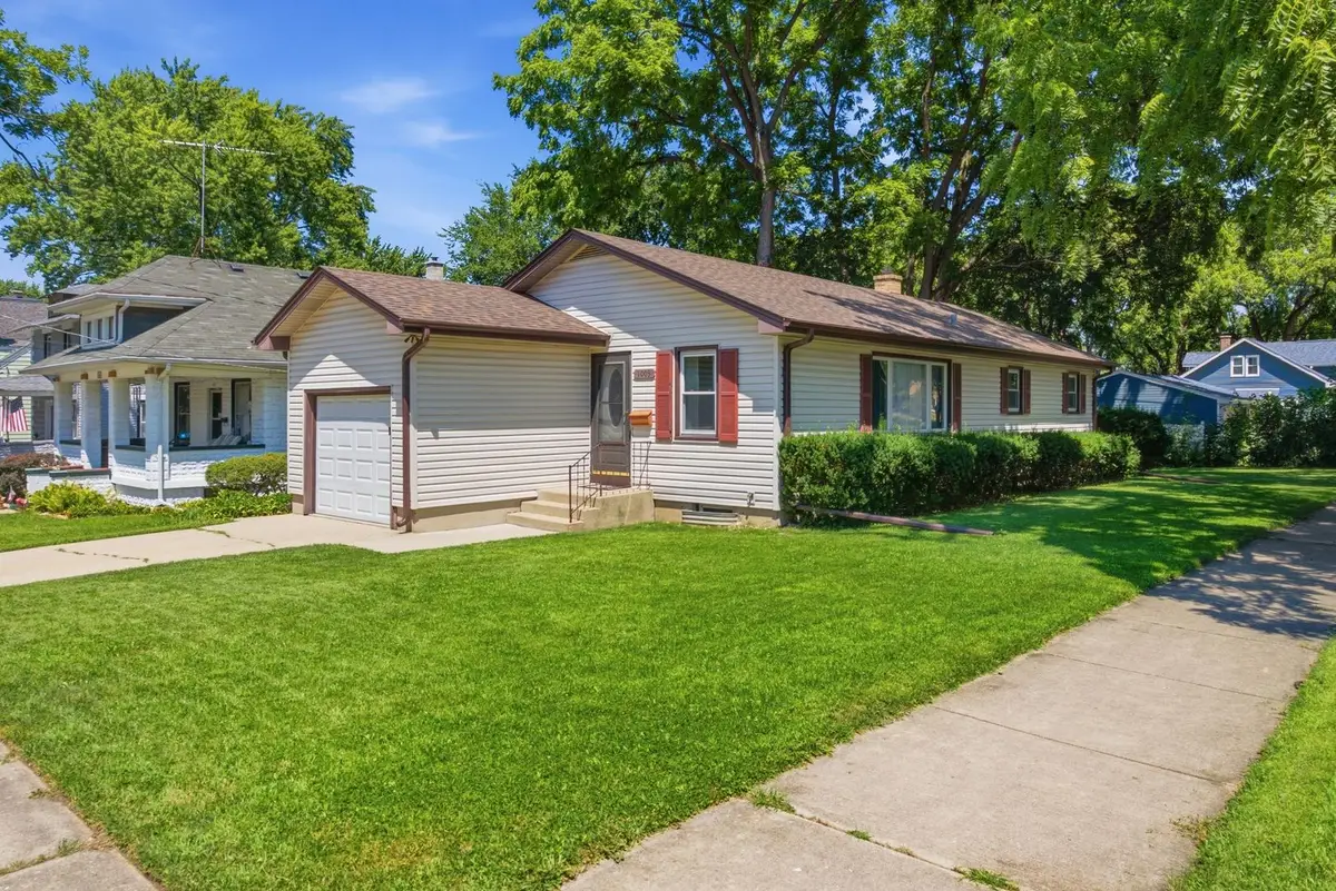 1003 Bellevue Avenue, Elgin, IL 60120 - #1