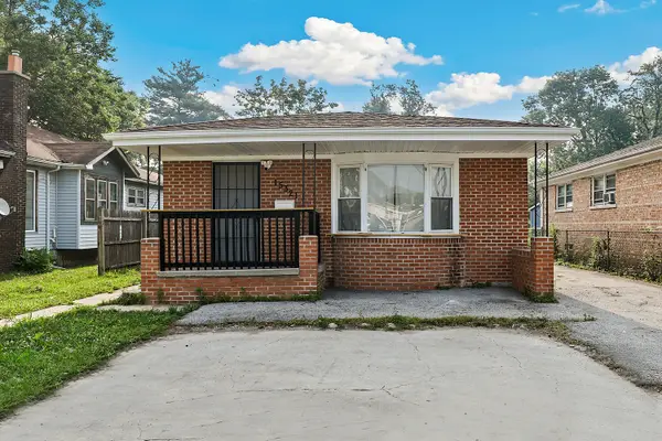 15321 Lincoln Avenue, Harvey, IL 60426