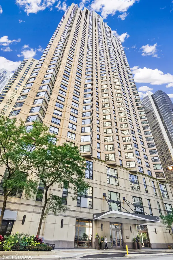 401 E Ontario Street #2601, Chicago, IL 60611