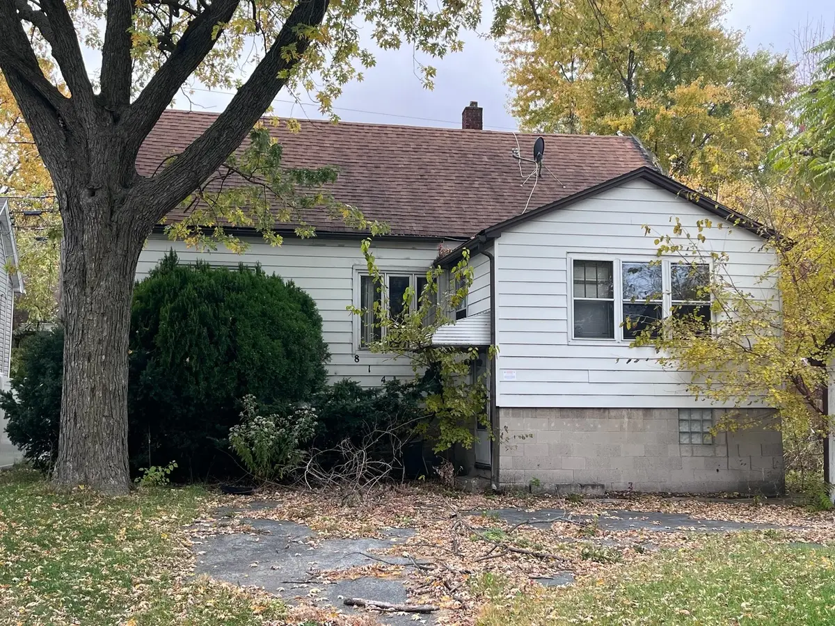 814 Greenbay Avenue, Calumet City, IL 60409 - #1