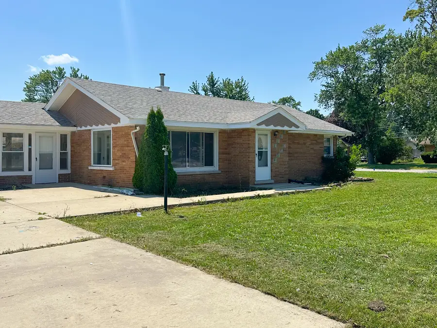 9405 S 76th Court, Hickory Hills, IL 60457 - #3