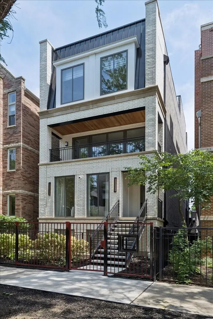 3739 N Clifton Avenue, Chicago, IL 60613 - #1