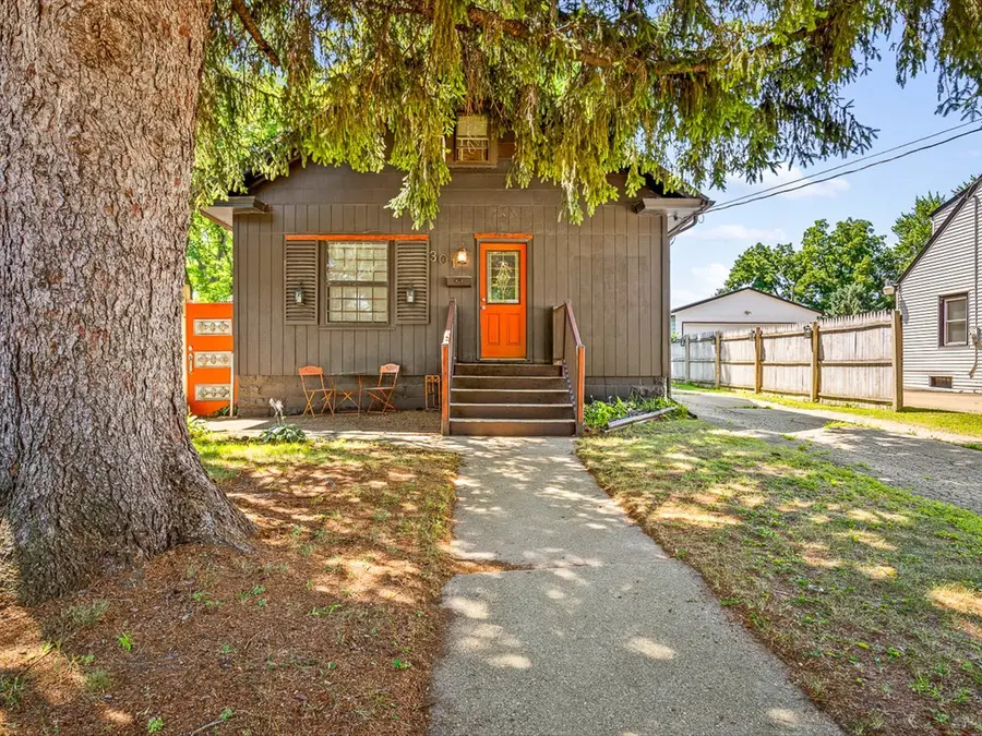 301 Grand Avenue, Loves Park, IL 61111 - #2