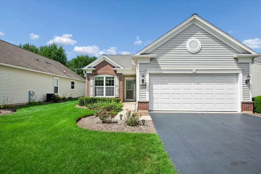 3304 Comstock Court, Mundelein, IL 60060 - #2