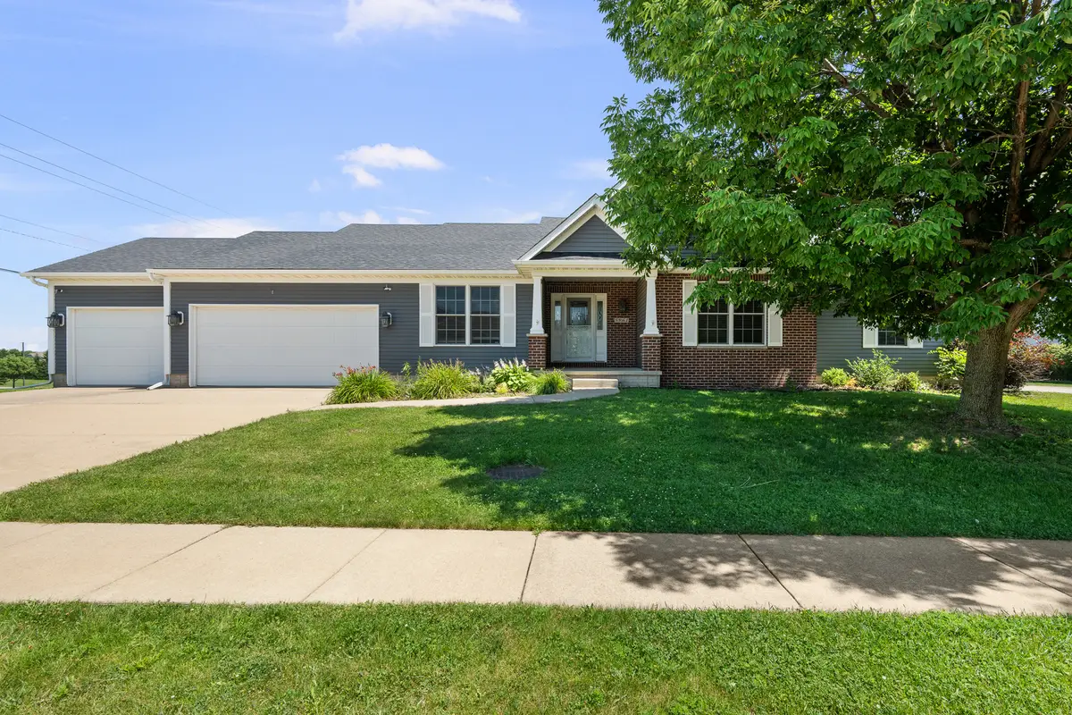 5961 Joshua Street, Bettendorf, IA 52722 - #1