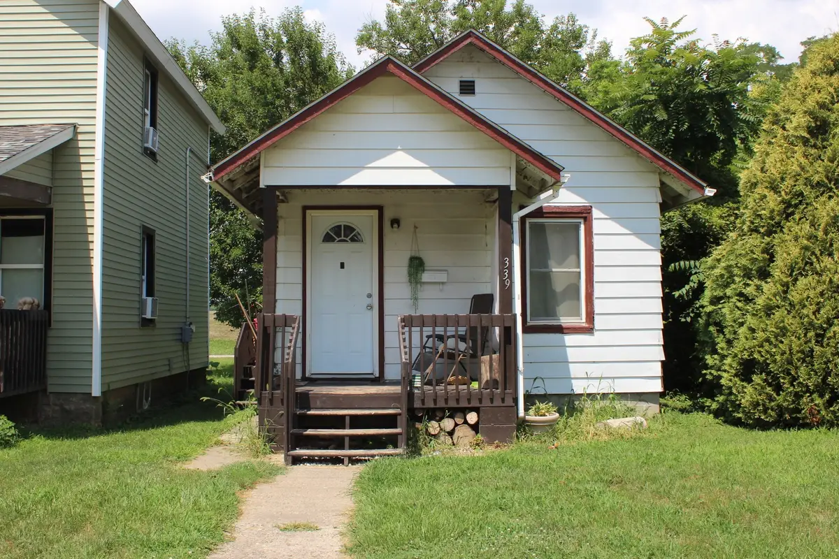 339 12th Street, East Moline, IL 61244 - #1