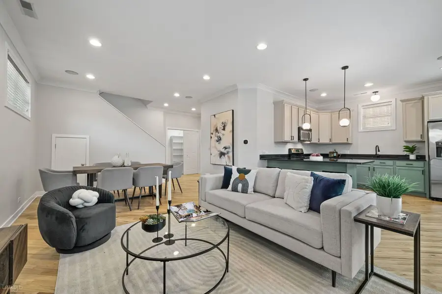 3756 W Leland Avenue #1S, Chicago, IL 60625 - #3