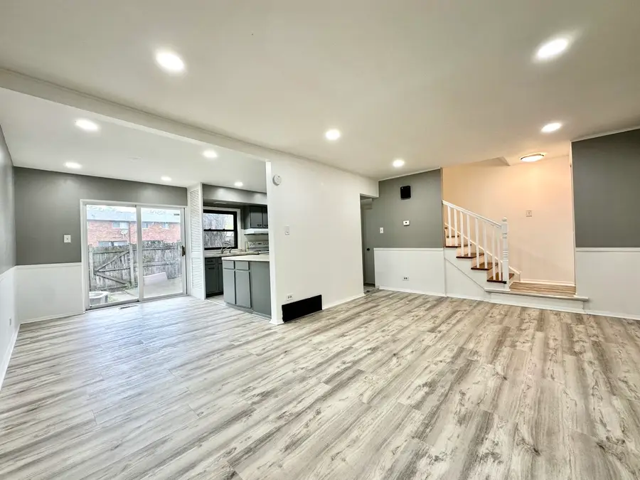 18w158 16th Street, Villa Park, IL 60181 - #2