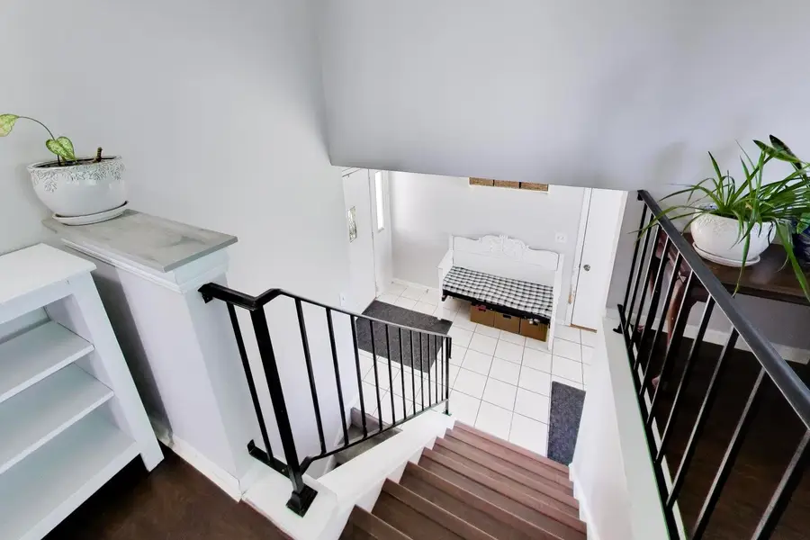 1180 Sunbury Road, South Elgin, IL 60177 - #3