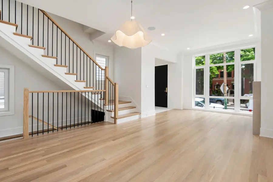 2228 N Southport Avenue, Chicago, IL 60614 - #2