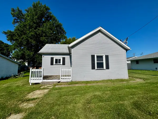 104 N Memorial Street, Ohio, IL 61349