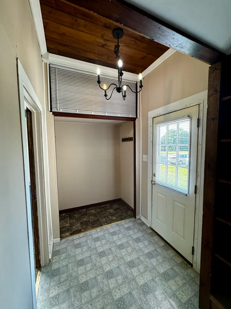 104 N Memorial Street, Ohio, IL 61349 - #3