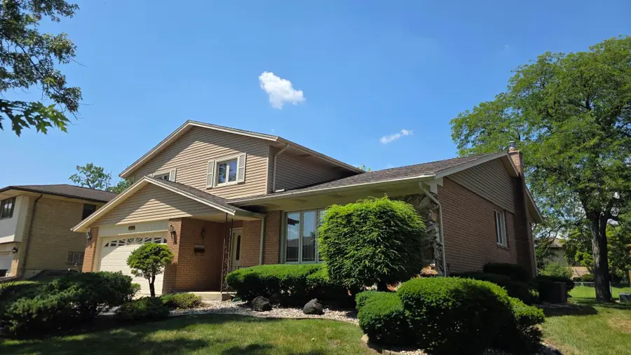 15412 Walnut Road, Oak Forest, IL 60452 - #2