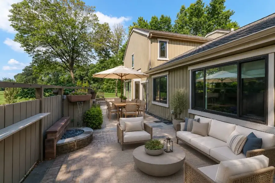244 Hickory Lane, Lake Barrington, IL 60010 - #2
