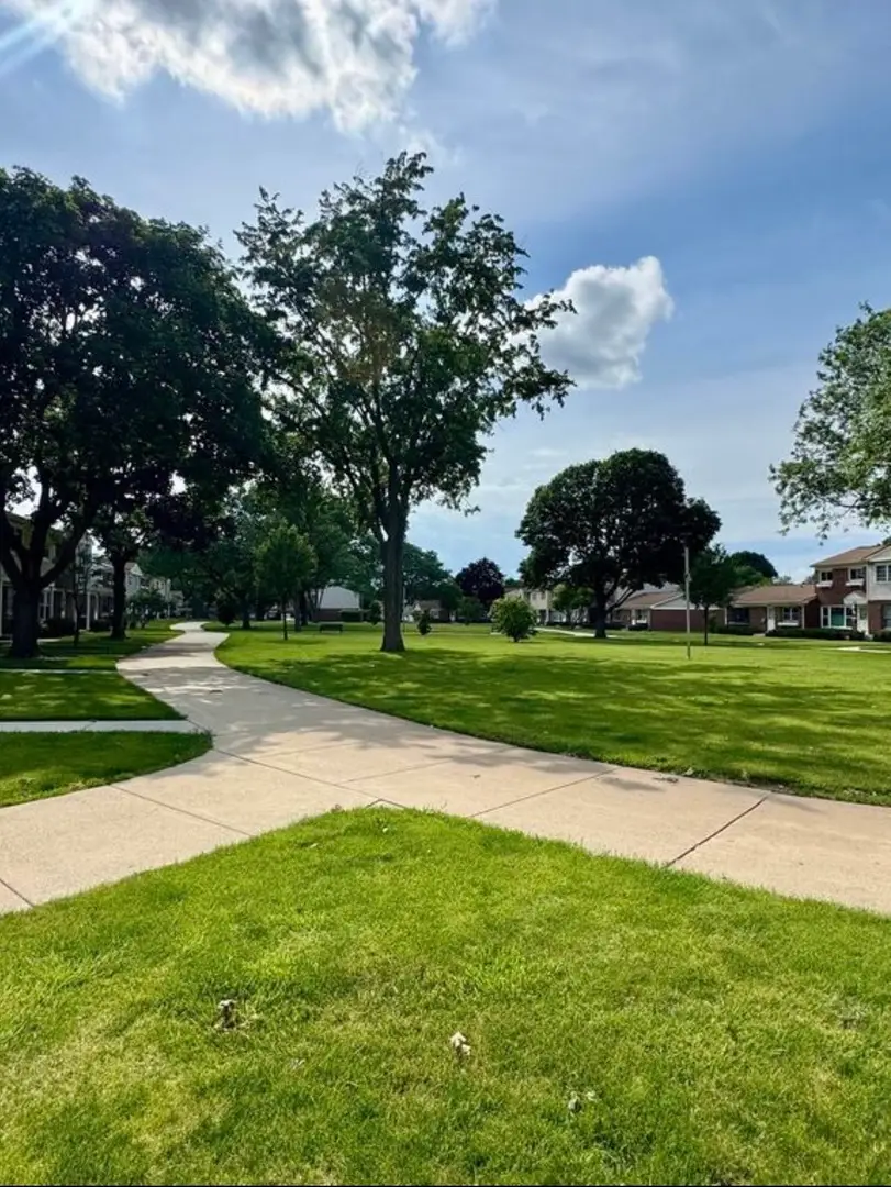 263 Green Court, Wood Dale, IL 60191 - #2