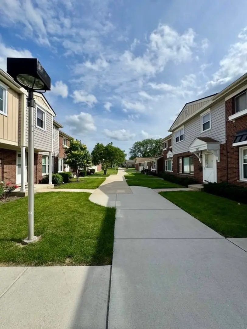 263 Green Court, Wood Dale, IL 60191 - #3