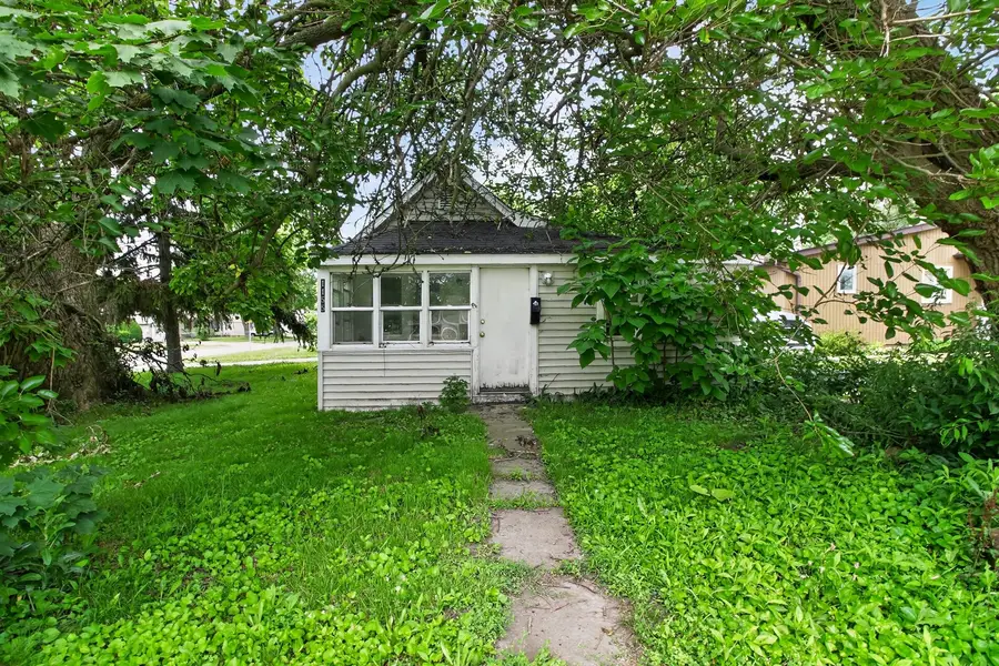 1155 S 7th Street, Dekalb, IL 60115 - #2