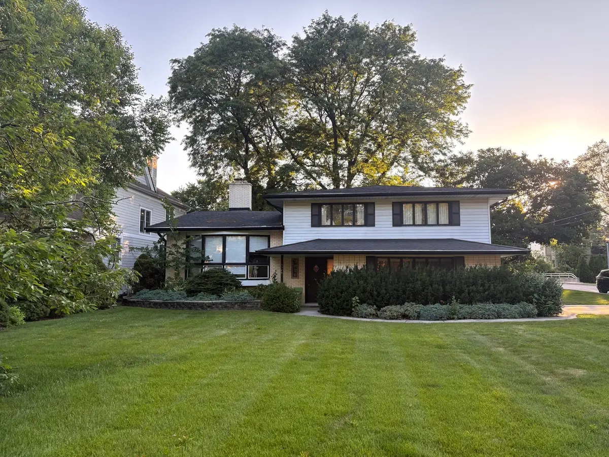 5300 Fair Elms Avenue, Western Springs, IL 60558 - #1