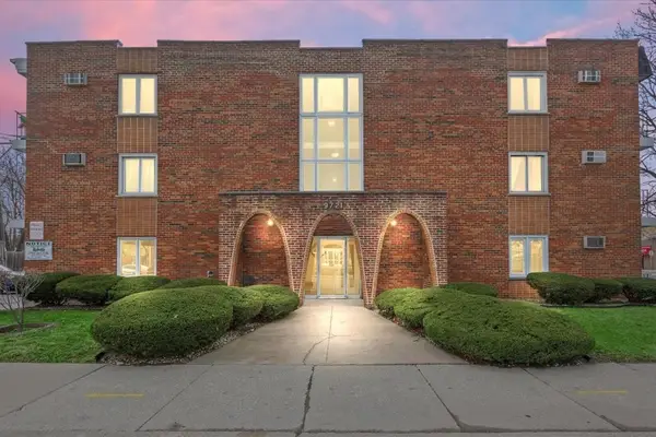 9721 S Cicero Avenue #3C, Oak Lawn, IL 60453