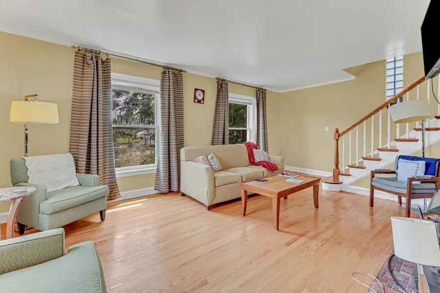 7450 S Euclid Parkway, Chicago, IL 60649 - #2