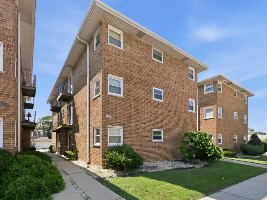3456 N Harlem Avenue #3W, Chicago, IL 60634 - #2
