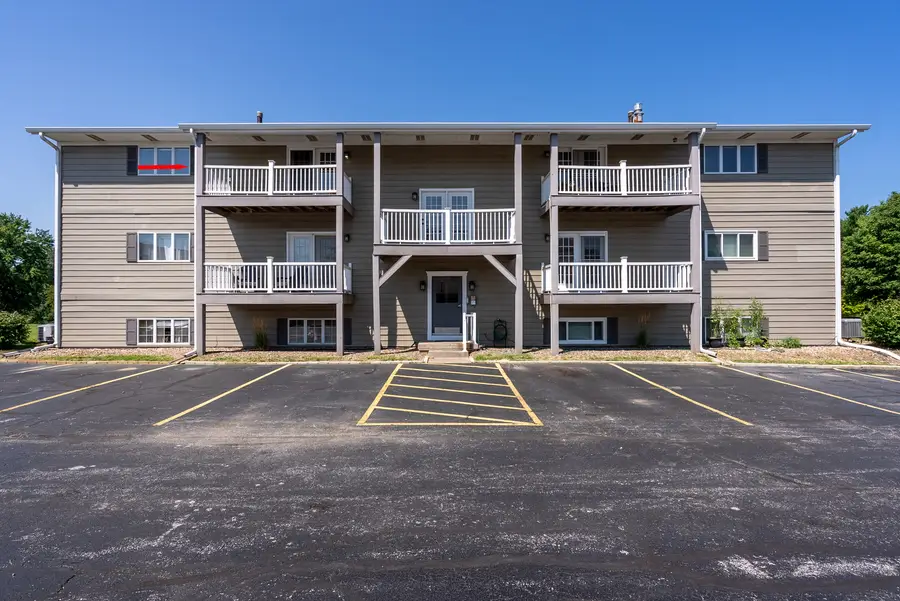 4125 31st Street #3-C, Bettendorf, IA 52722 - #2