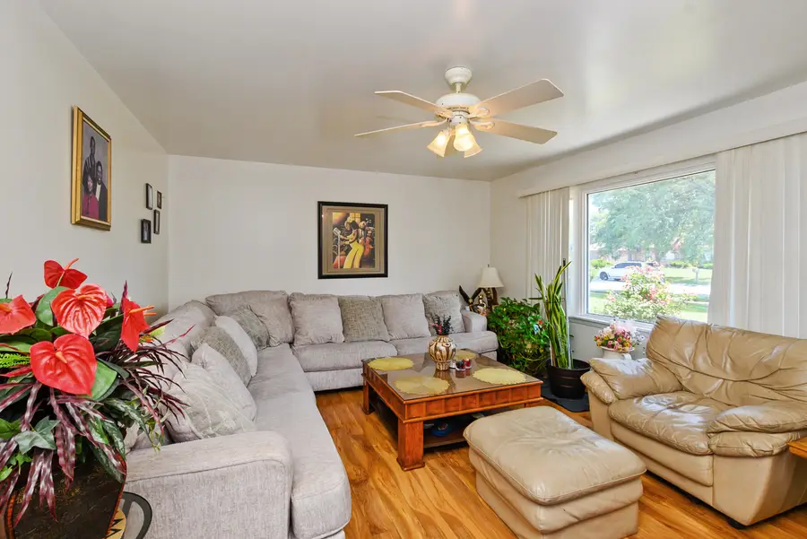 17464 Park Lane, Country Club Hills, IL 60478 - #3