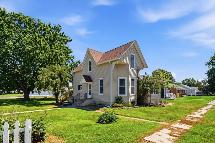 701 11th Avenue, Durant, IA 52747 - #2