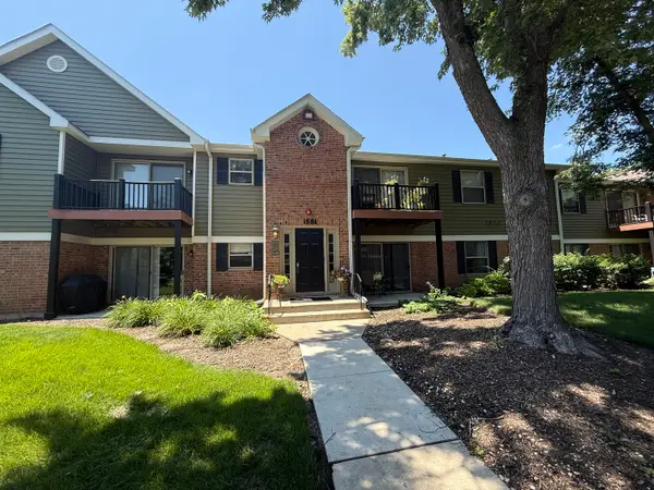 1581 Raymond Drive #103, Naperville, IL 60563