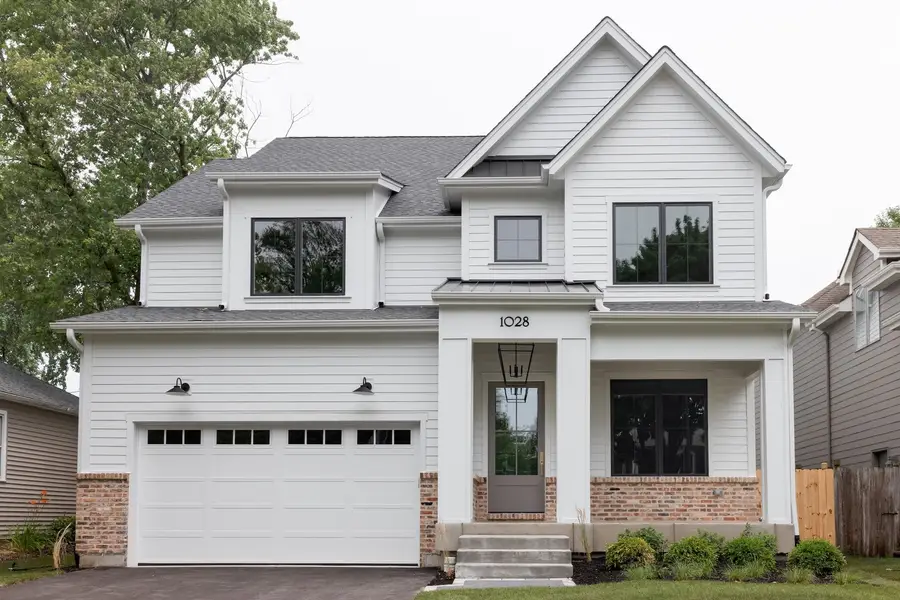 905 N Webster Street, Naperville, IL 60563 - #2
