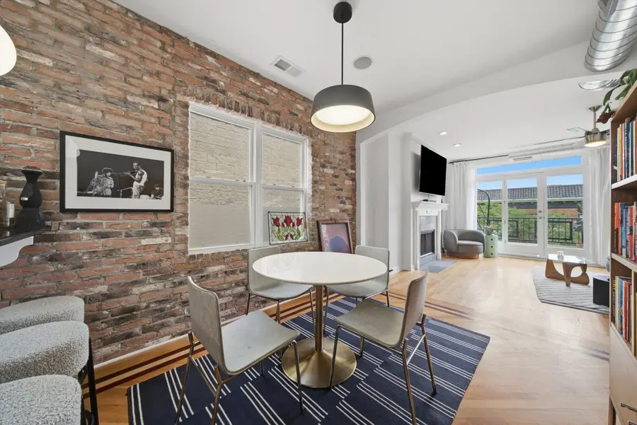 5302 N Winthrop Avenue #4, Chicago, IL 60640 - #3
