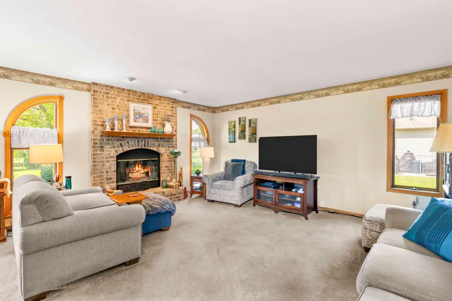 200 E Webb Street, Sandwich, IL 60548 - #3