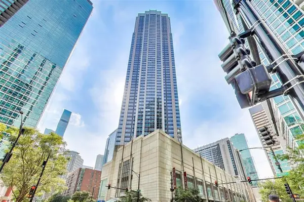 512 N Mcclurg Court #607, Chicago, IL 60611
